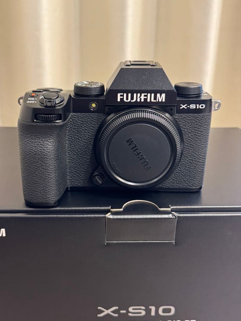 FUJIFILM X-S10 ブラック ボディ