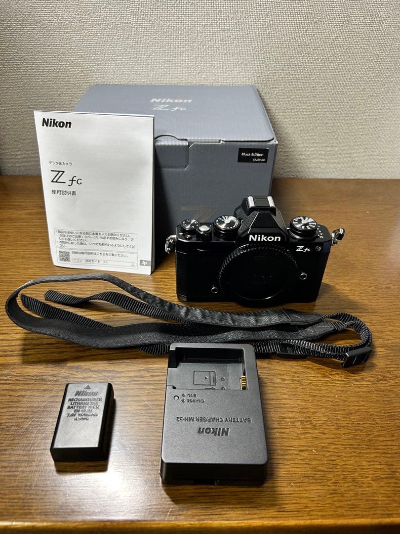 Nikon Z fcブラック ミラーレス一眼 本体