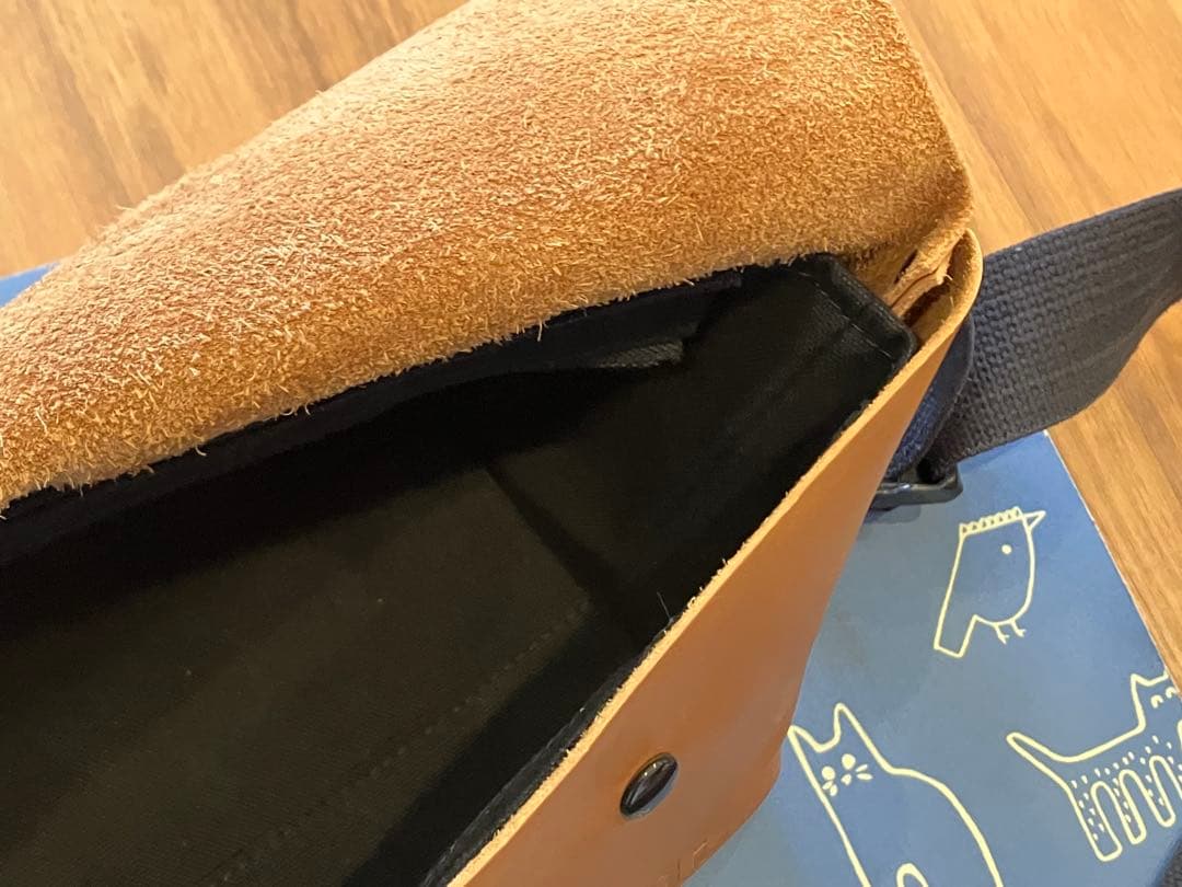 【中古】Uni&co.メッセンジャーバッグ