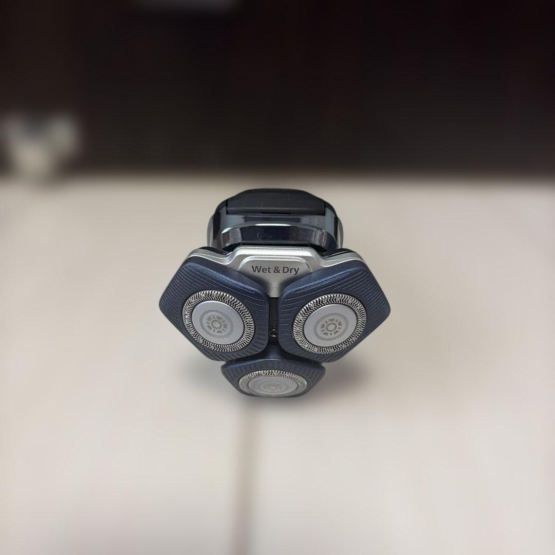 ほぼ未使用PHILIPS電動シェーバー S7882/51 未使用おまけ多数