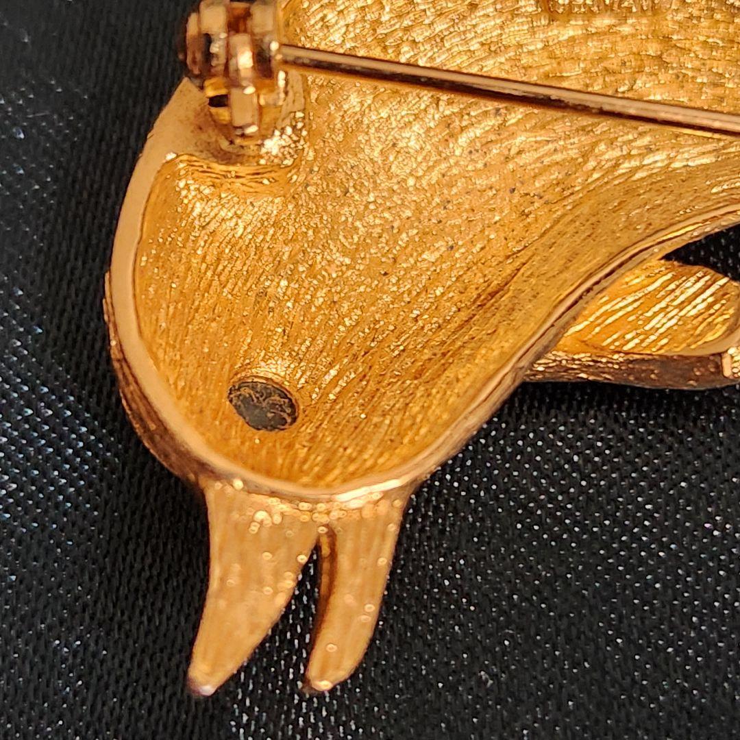 Tanishipi様検討中クリスチャン ディオール ドルフィン イルカ　ブローチ