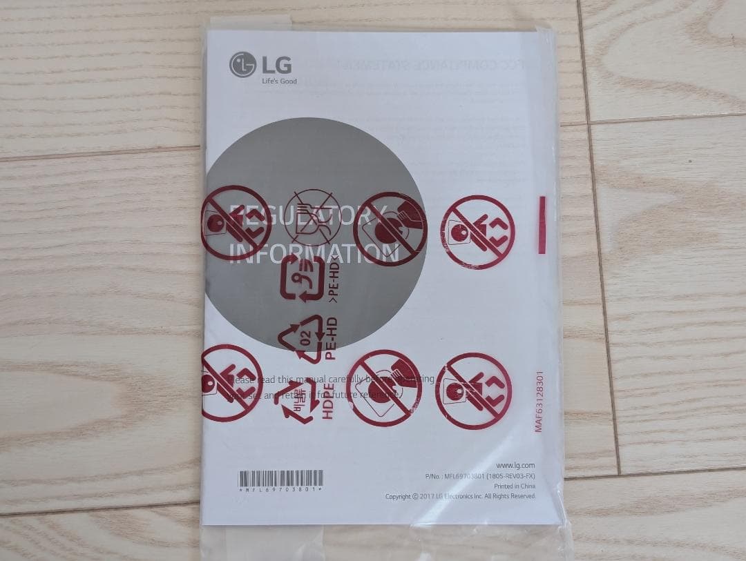 LG UltraFine 4K Monitor ‎22MD4KA 21.5インチ