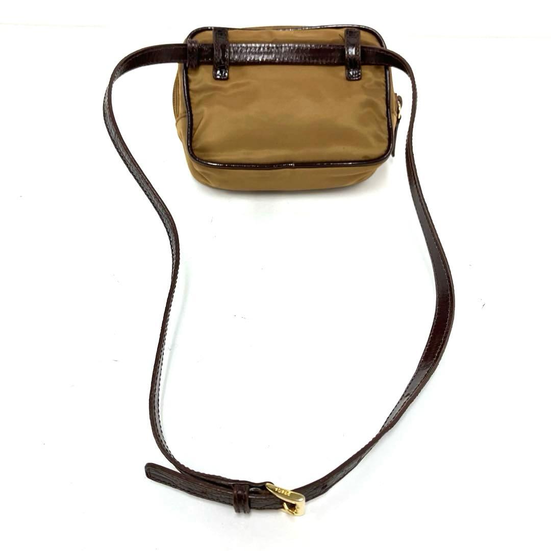 ヴィンテージ☆PRADA☆プラダ☆ウエストポーチ☆クロコ型押し☆ナイロン☆カーキ