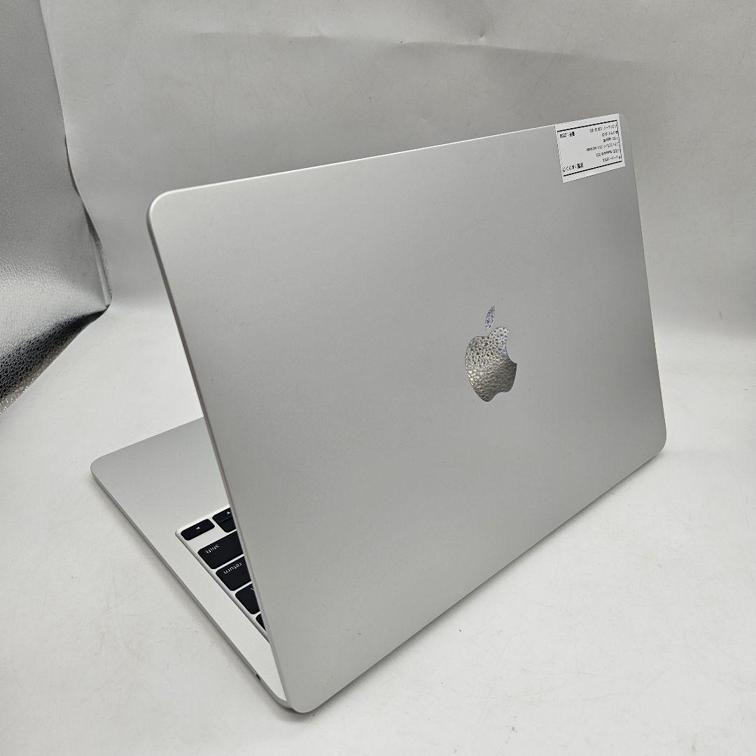 Macbook Air 2022 • Apple M2 | 24GB | 1TB