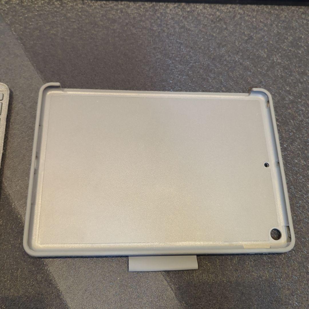 Combo Touch（iPad 10.2 インチ第9世代 第8世代 第7世代)