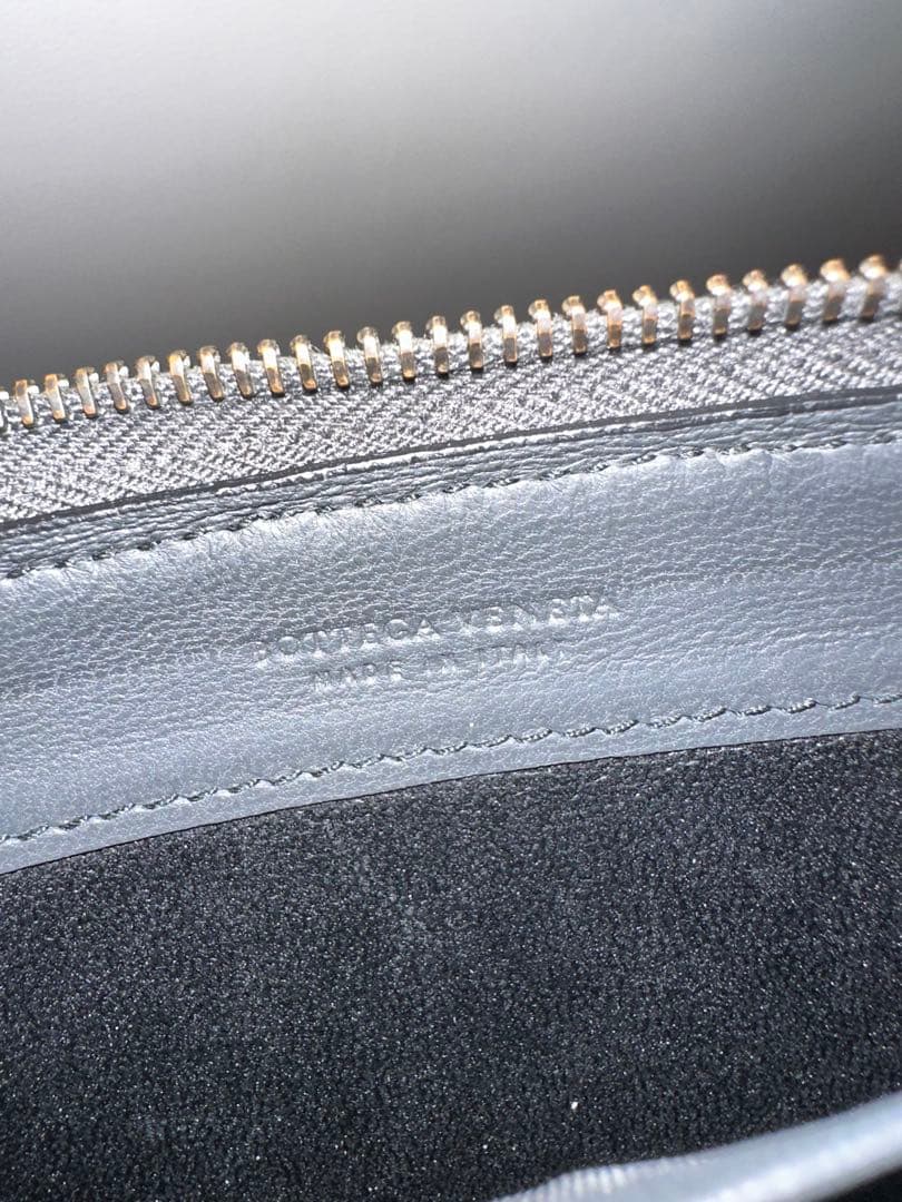 BOTTEGA VENETA 長財布　ジップアラウンド　小銭入れ付