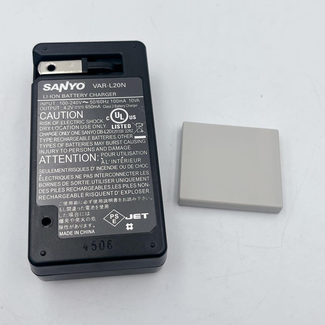 【美品】SANYO Xacti DMX-CA6 防水デジタルビデオカメラ