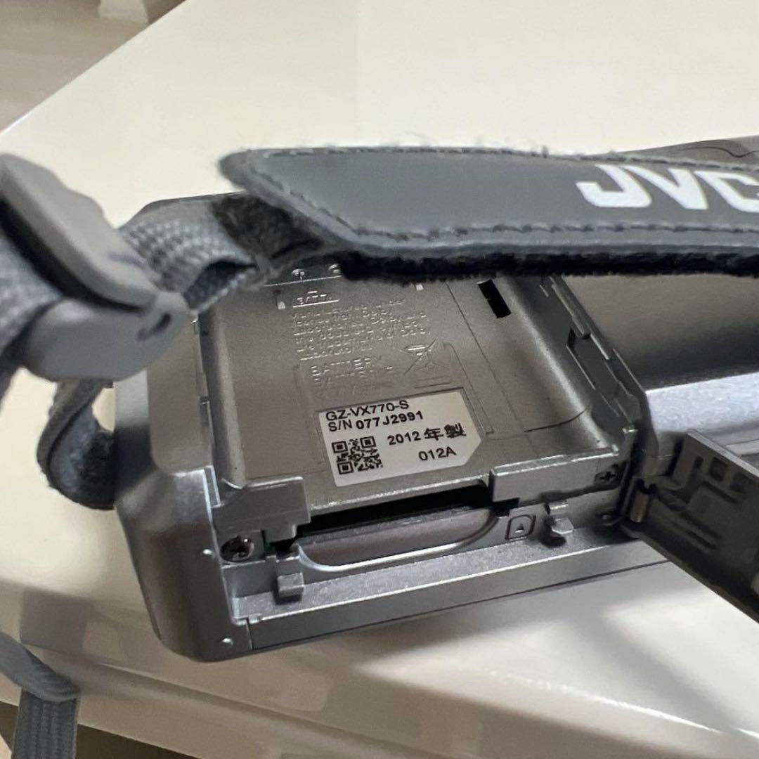 【超軽量】Everio JVC GZ-VX770-S コンパクトビデオカメラ