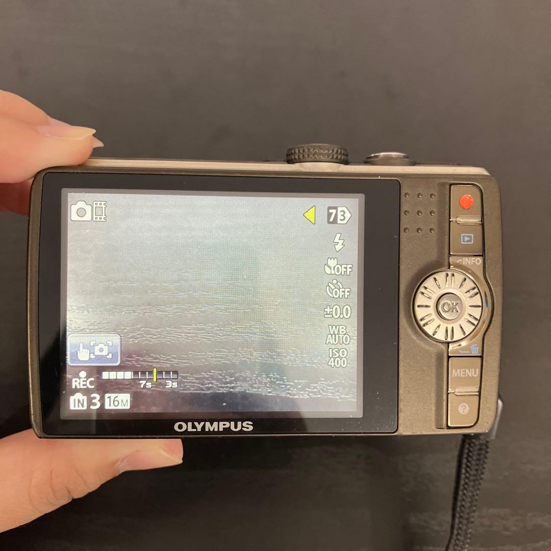 OLYMPUS SH-21 16メガピクセル　コンパクトデジタルカメラ