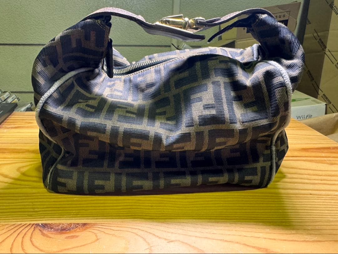 g1821 Fendi （フェンディ）ズッカ柄 バニティバッグ