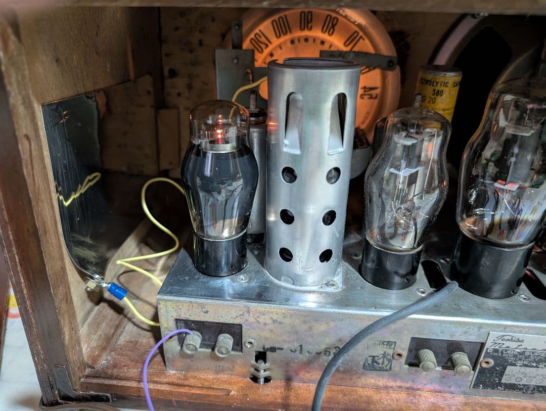 マツダ614A　昭和レトロ真空管ラジオ　bluetooth付　家族団らん