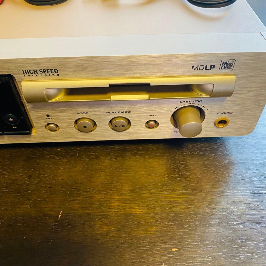 marantz CD/MDコンビネーションデッキ CM6200