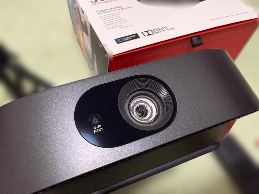 ANKER NEBULA Vega Portable （公式三脚スタンド付き）