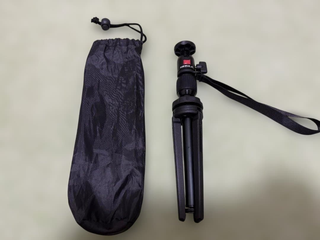 ANKER NEBULA Vega Portable （公式三脚スタンド付き）