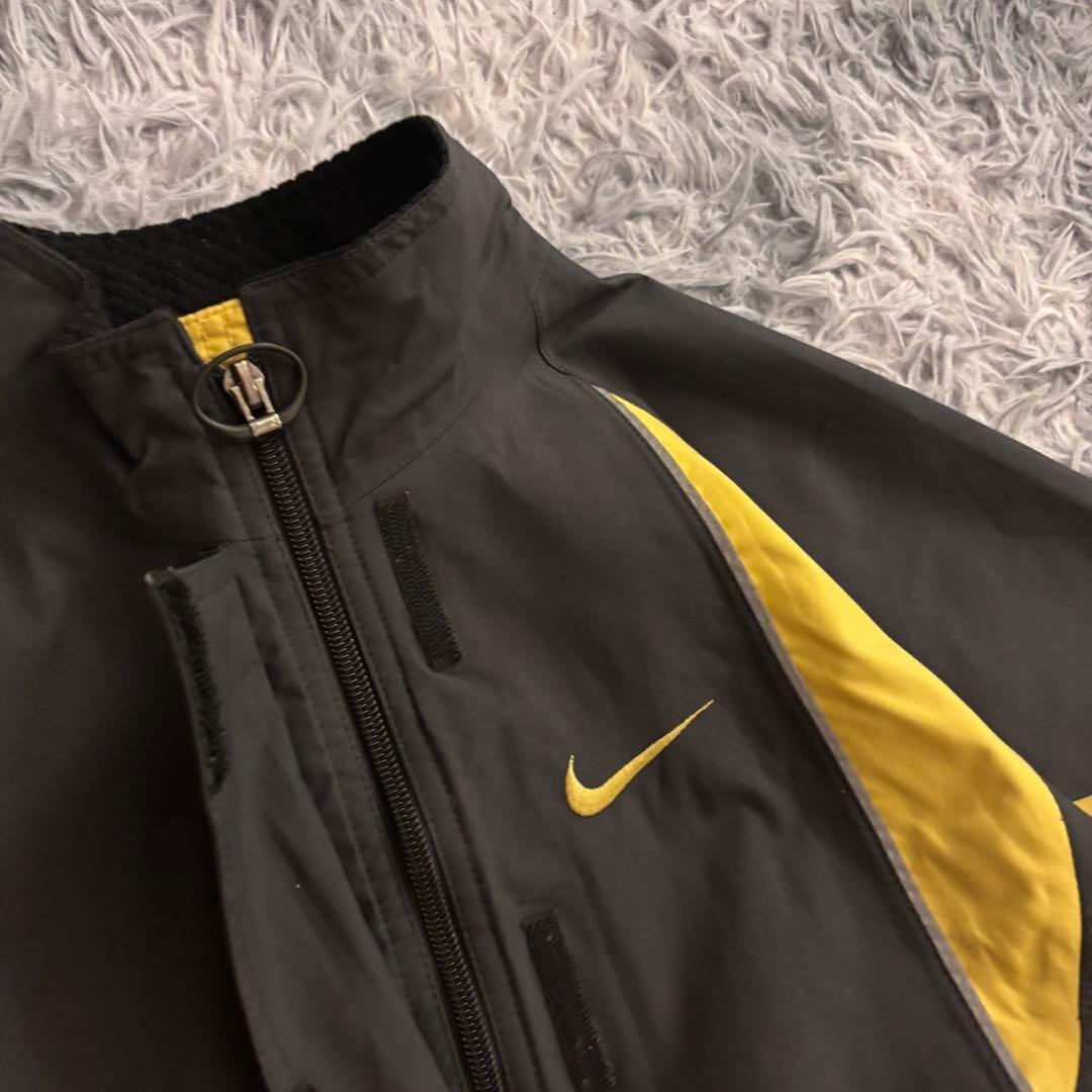 n*i様 90s NIKE イエロー　ナイロンジャケット　oldnike 短丈