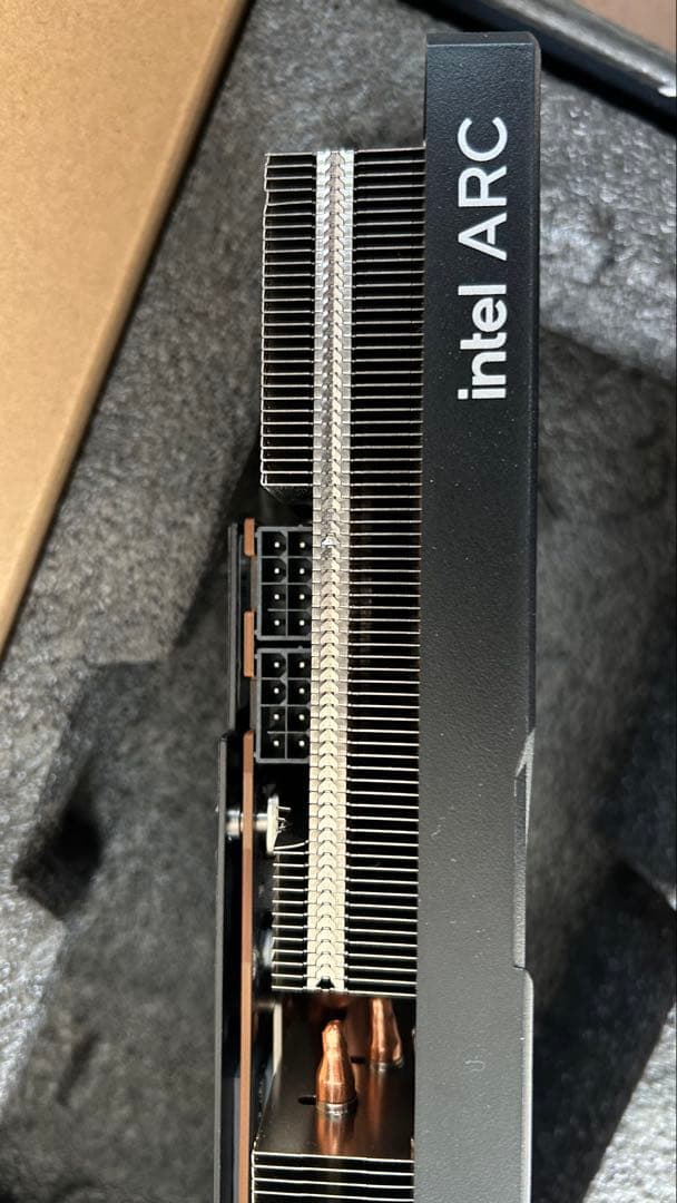 グラフィックボード・グラボ・ビデオカード intel Arc A750