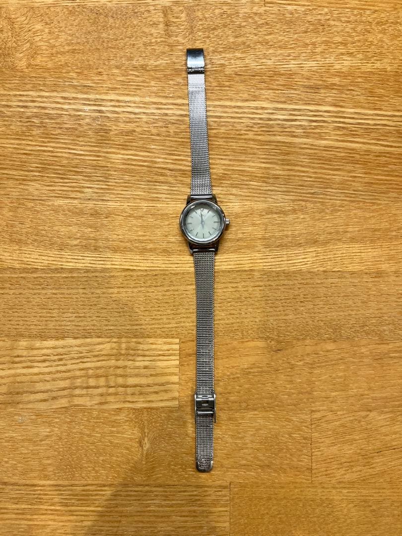 ete シルバー メッシュバンド ソーラーウォッチ