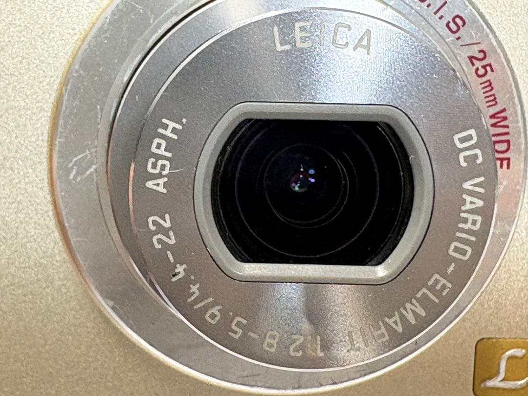 Panasonic LUMIX DMC-FX40 コンパクトカメラ コンデジ　①