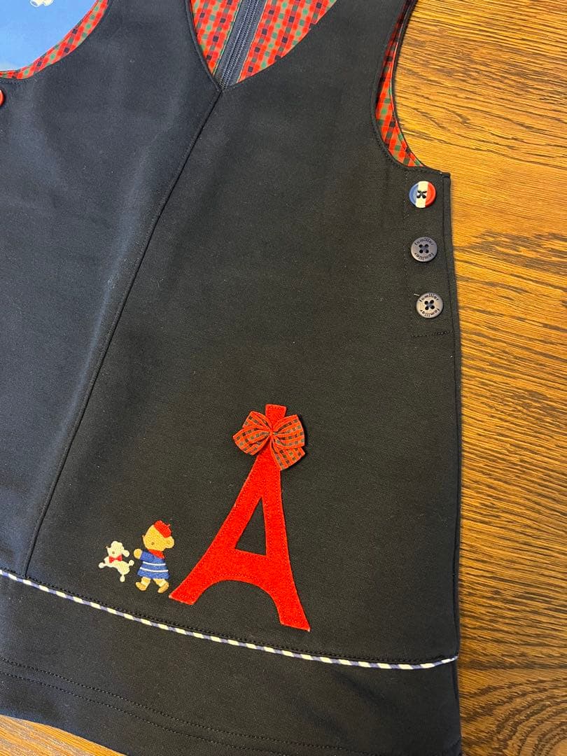 ファミリア　美品　パリ　エッフェル塔　完売　ジャンパースカート　リボン