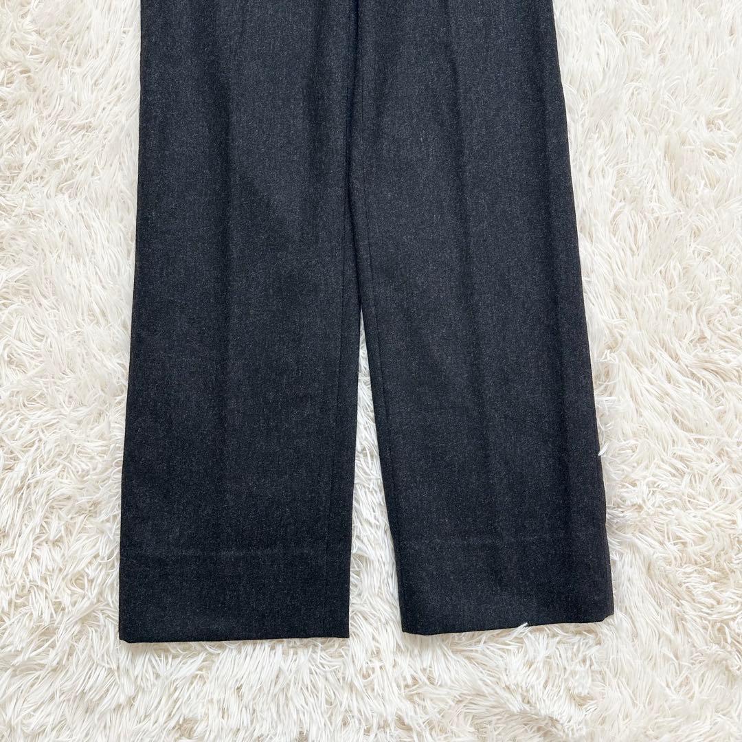 美品✨アルマーニコレツォーニ　カシミヤ混　大きいサイズ パンツスーツ　黒系