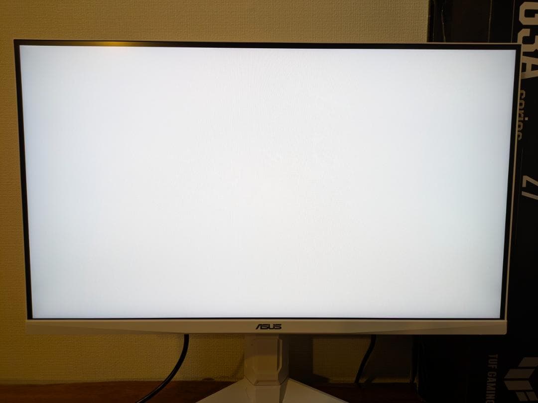 ASUS VG27AQL3A-W 180Hz Fas IPS WQHD モニター