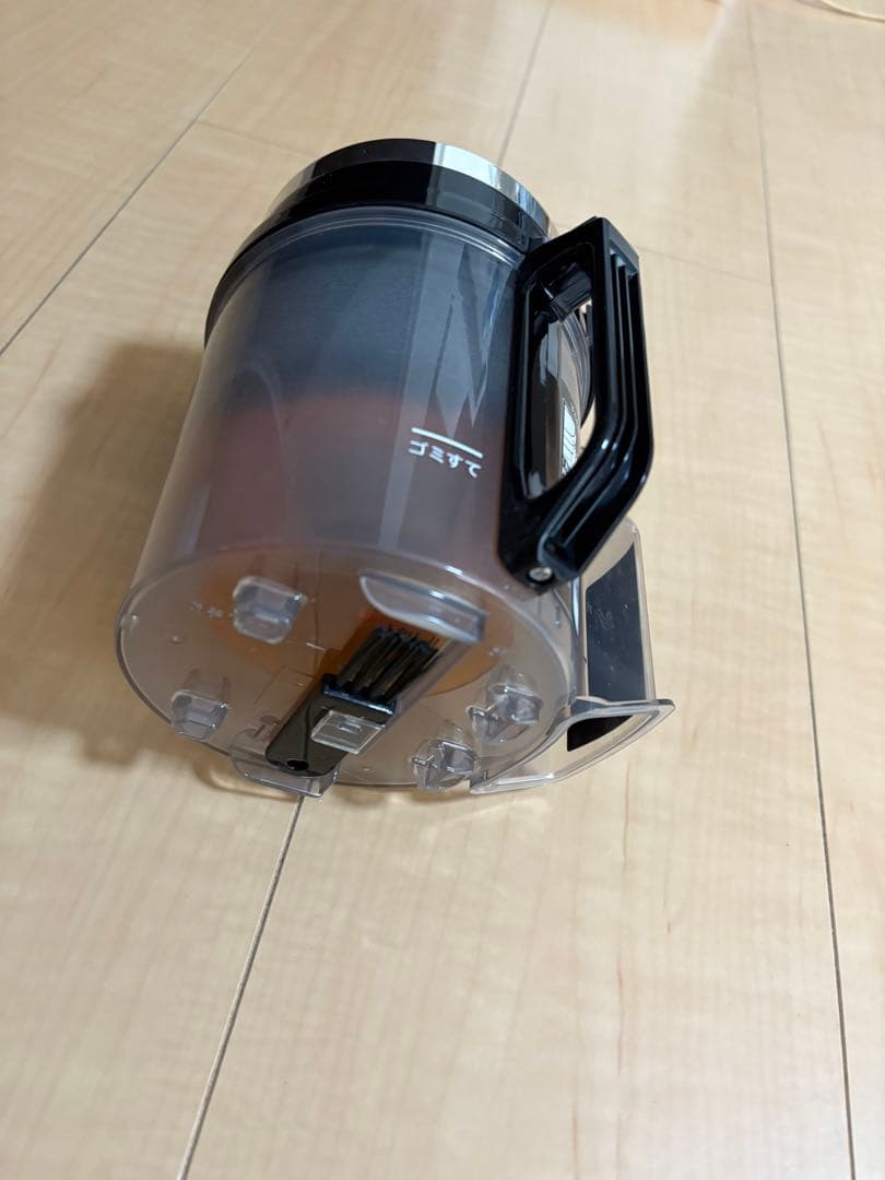 TOSHIBA 東芝　サイクロン掃除機VC-C7 (R) 20年製　説明書付