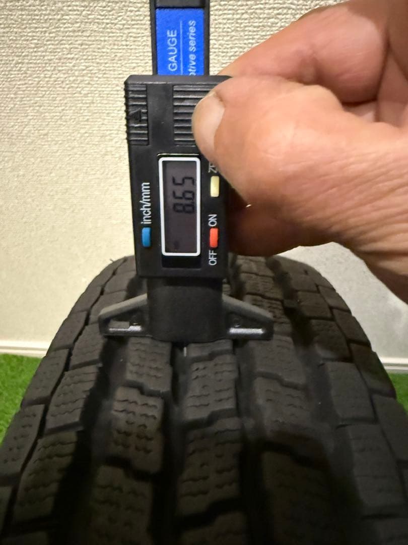 中古　スタッドレスタイヤ2024年製＆ホイール　4本セット