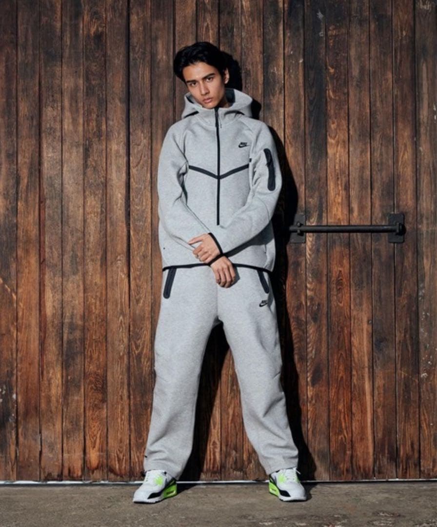 Nike テックフリース ABCマート購入‼️上Ｌ下M