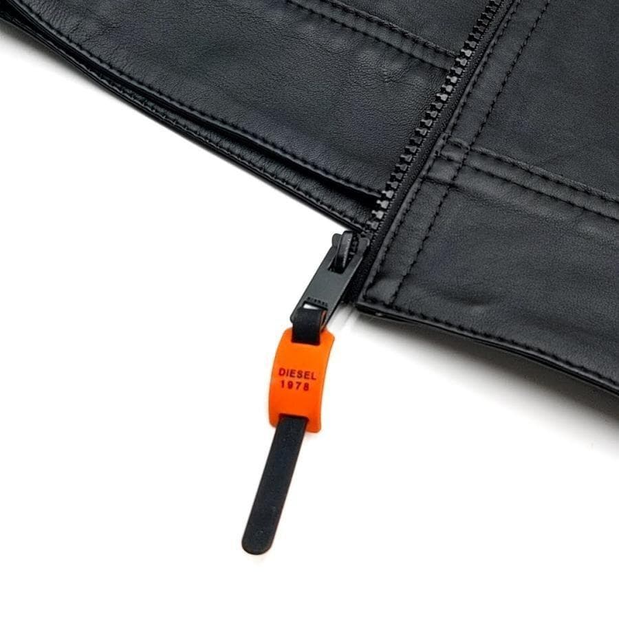 超美品 ディーゼル DIESEL レザージャケット XL 10-25011602