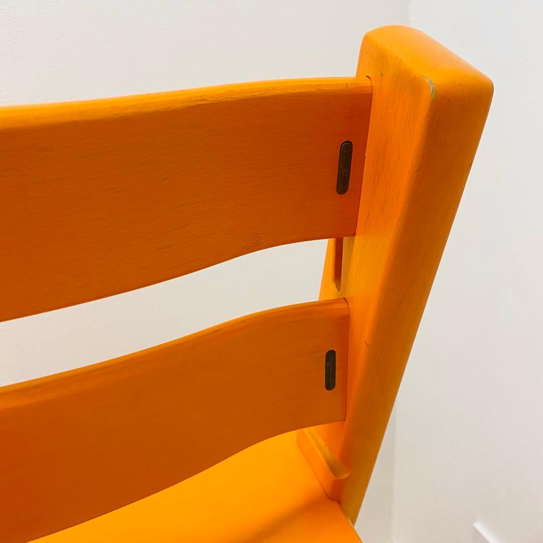 ♢美品♢STOKKE トリップトラップ シリアル4 廃盤色 オレンジ　ハイチェア