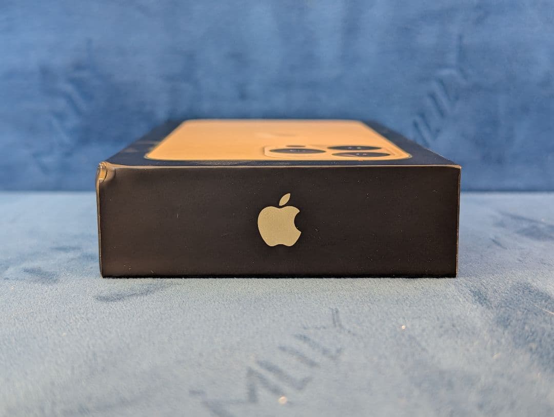 Apple iPhone13pro ゴールド　256GB モデル:A2636