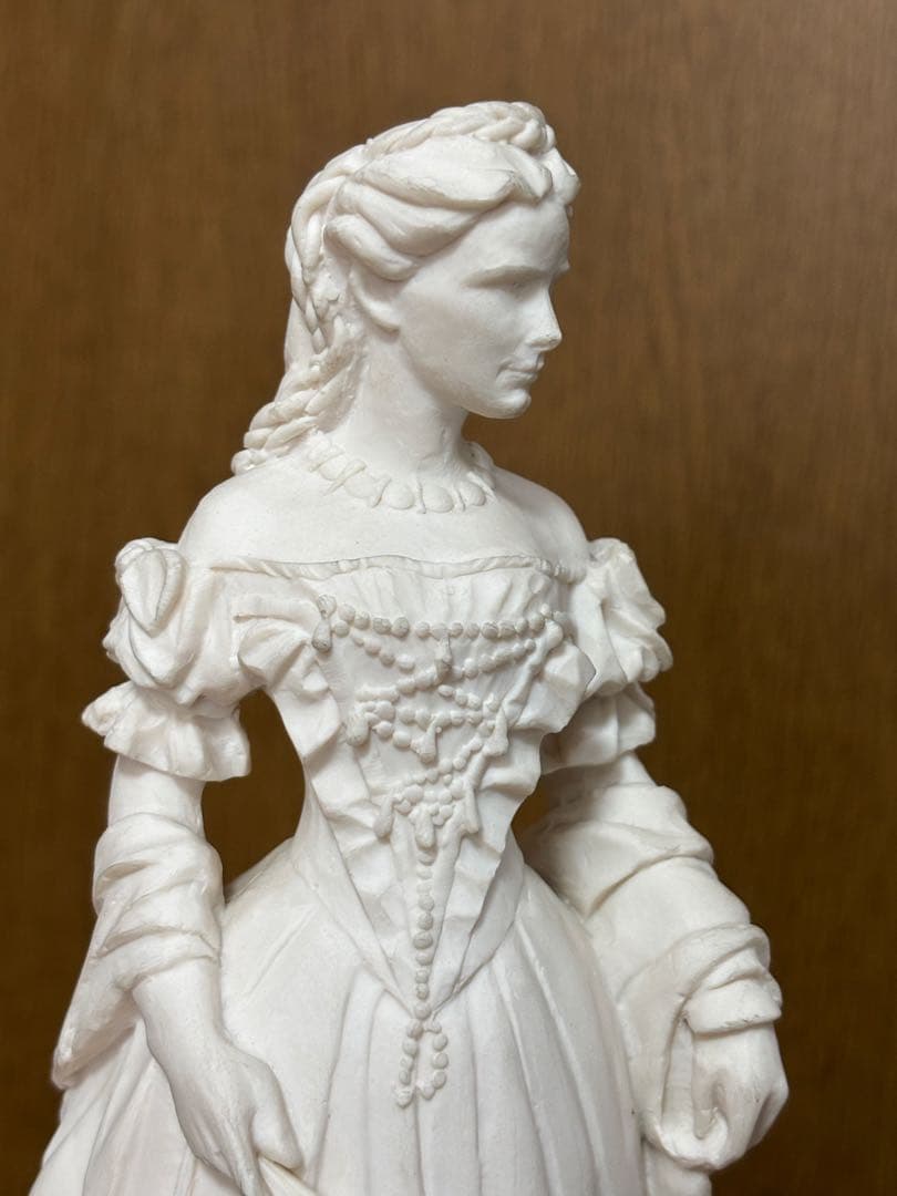 皇妃エリザベートの像　ジャンク