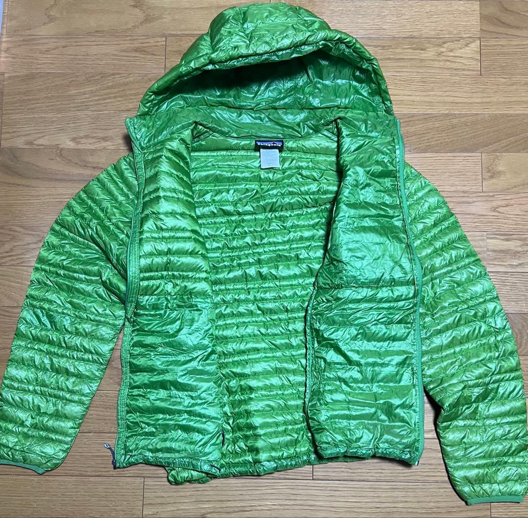 パタゴニア軽量ダウンジャケット Ultralight Down Hoody