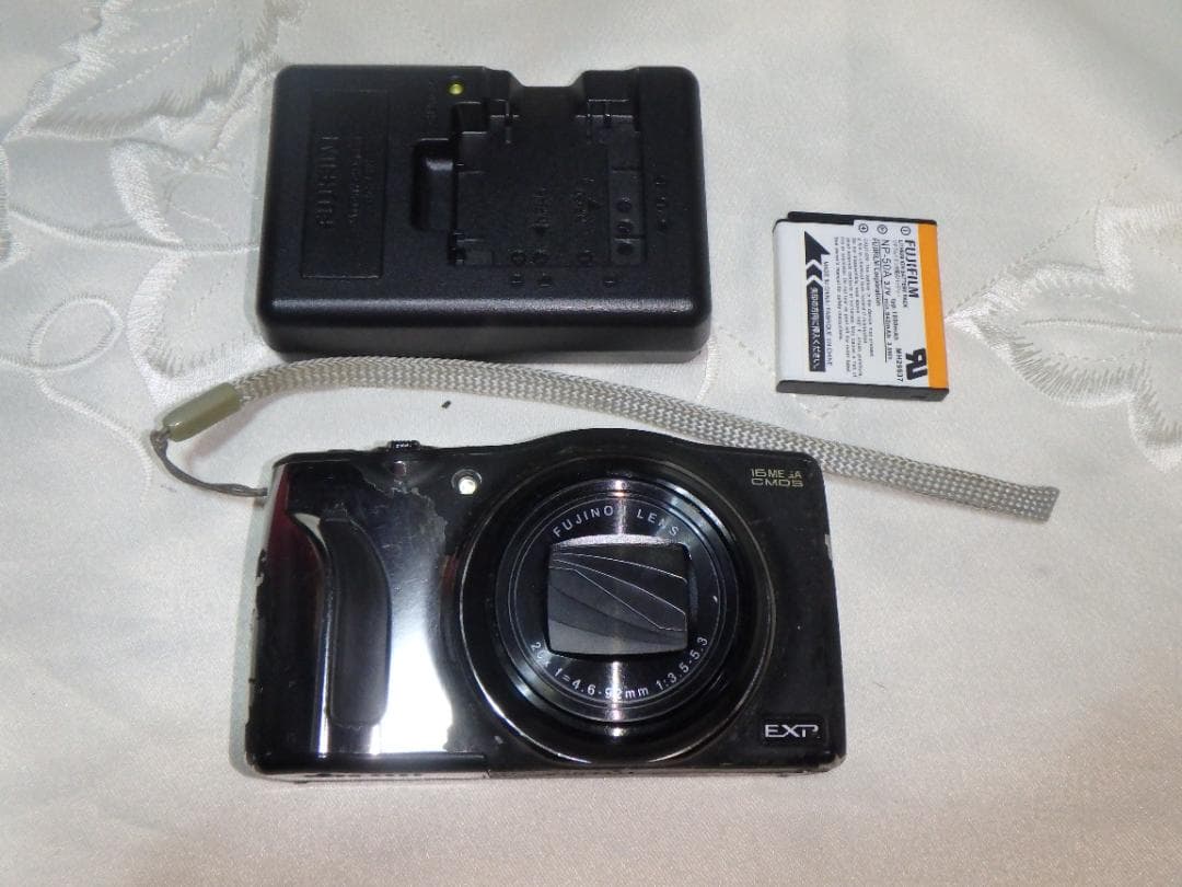 動作品 FUJIFILM F800 EXR FinePix デジタルカメラ