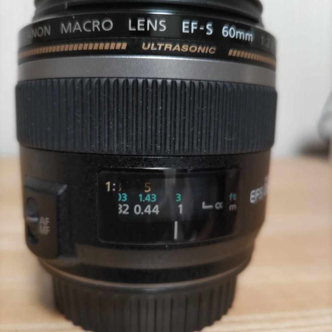 Canon EF-S 60mm f/2.8 MACRO USM マクロレンズ
