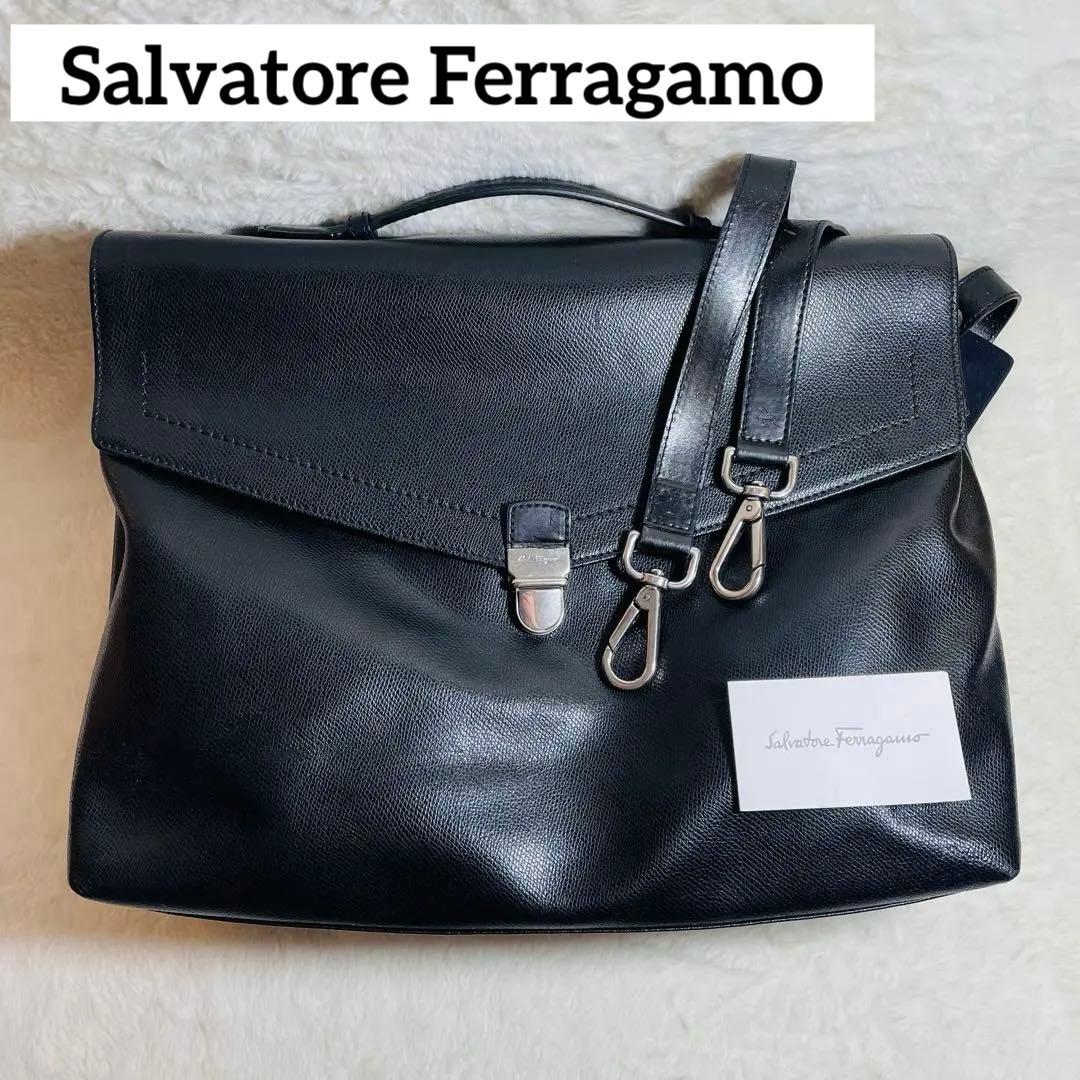 《美品》Salvatore Ferragamoレザー 2WAY ビジネスバッグ