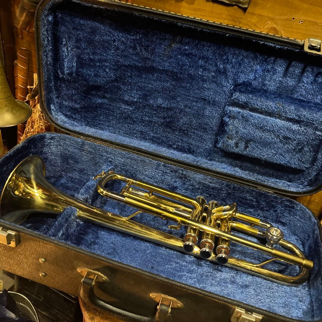 ヴィンテージ　トランペット　ハードケース付き