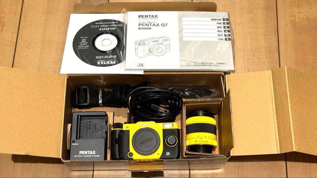デジタルカメラ PENTAX Q7