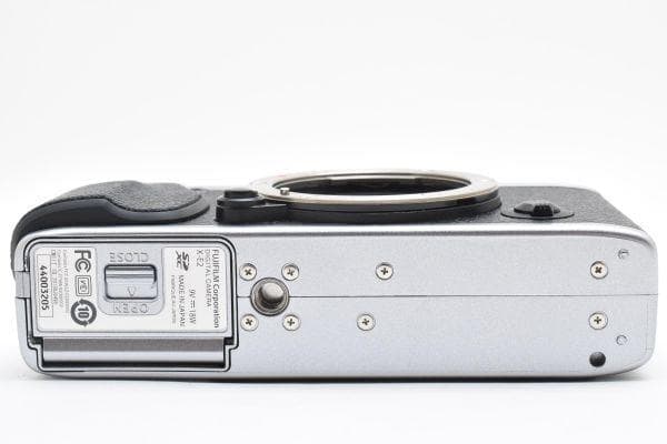 富士フイルム FUJIFILM X-E2 ボディ ミラーレスカメラ #3123