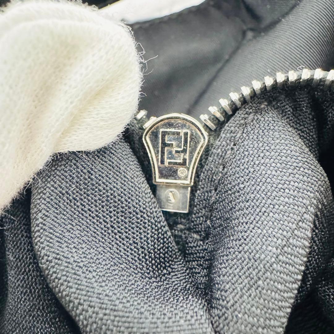 ✨FENDI✨フェンディ✨FF金具✨ナイロン✨ブラック✨ハンドバッグ✨