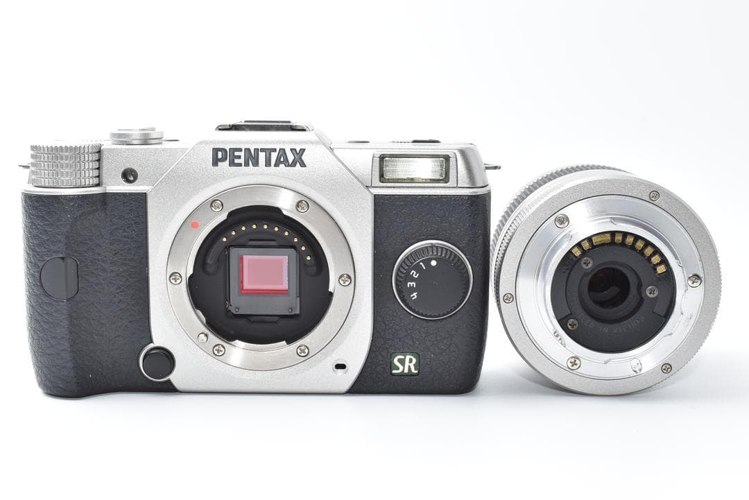 【バッテリーx2付き】ペンタックス PENTAX Q7 シルバー レンズキット