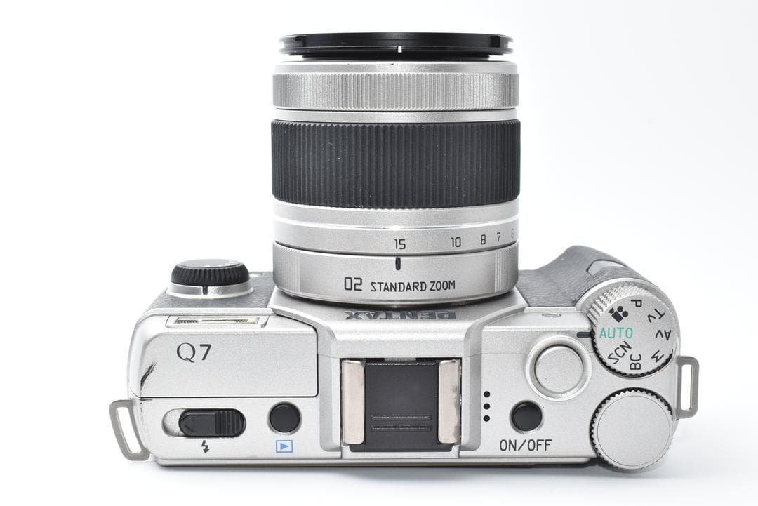 【バッテリーx2付き】ペンタックス PENTAX Q7 シルバー レンズキット