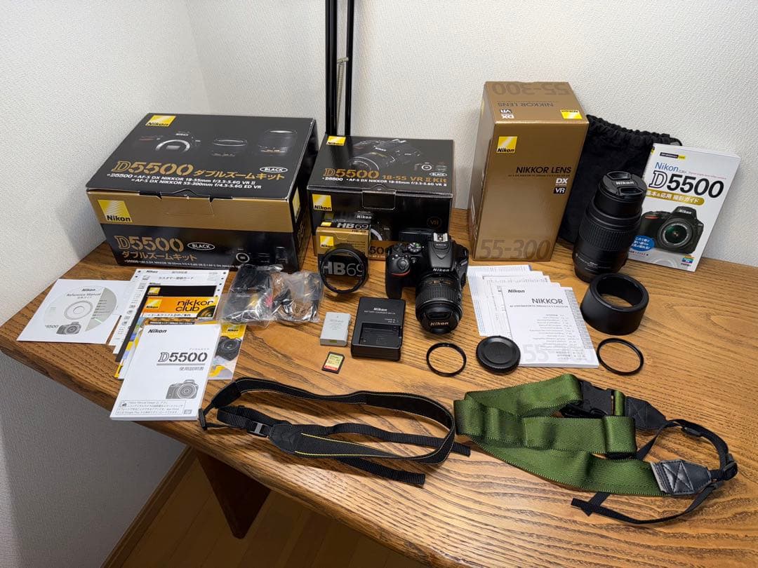 Nikon ニコン D5500 デジタル一眼レフカメラ ダブルズームキット美品