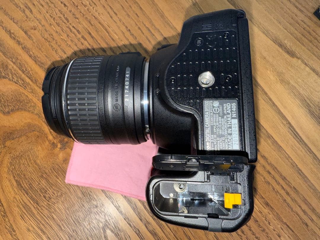 Nikon ニコン D5500 デジタル一眼レフカメラ ダブルズームキット美品