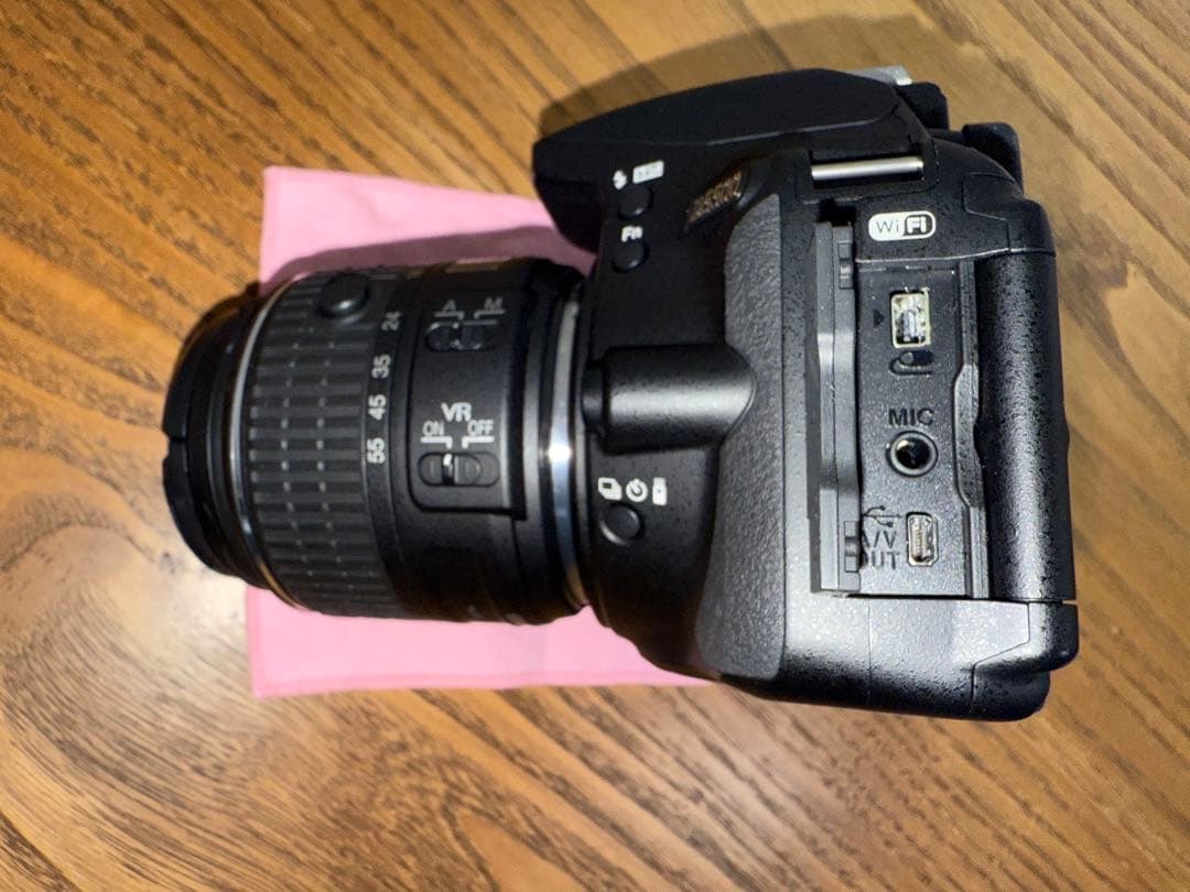 Nikon ニコン D5500 デジタル一眼レフカメラ ダブルズームキット美品
