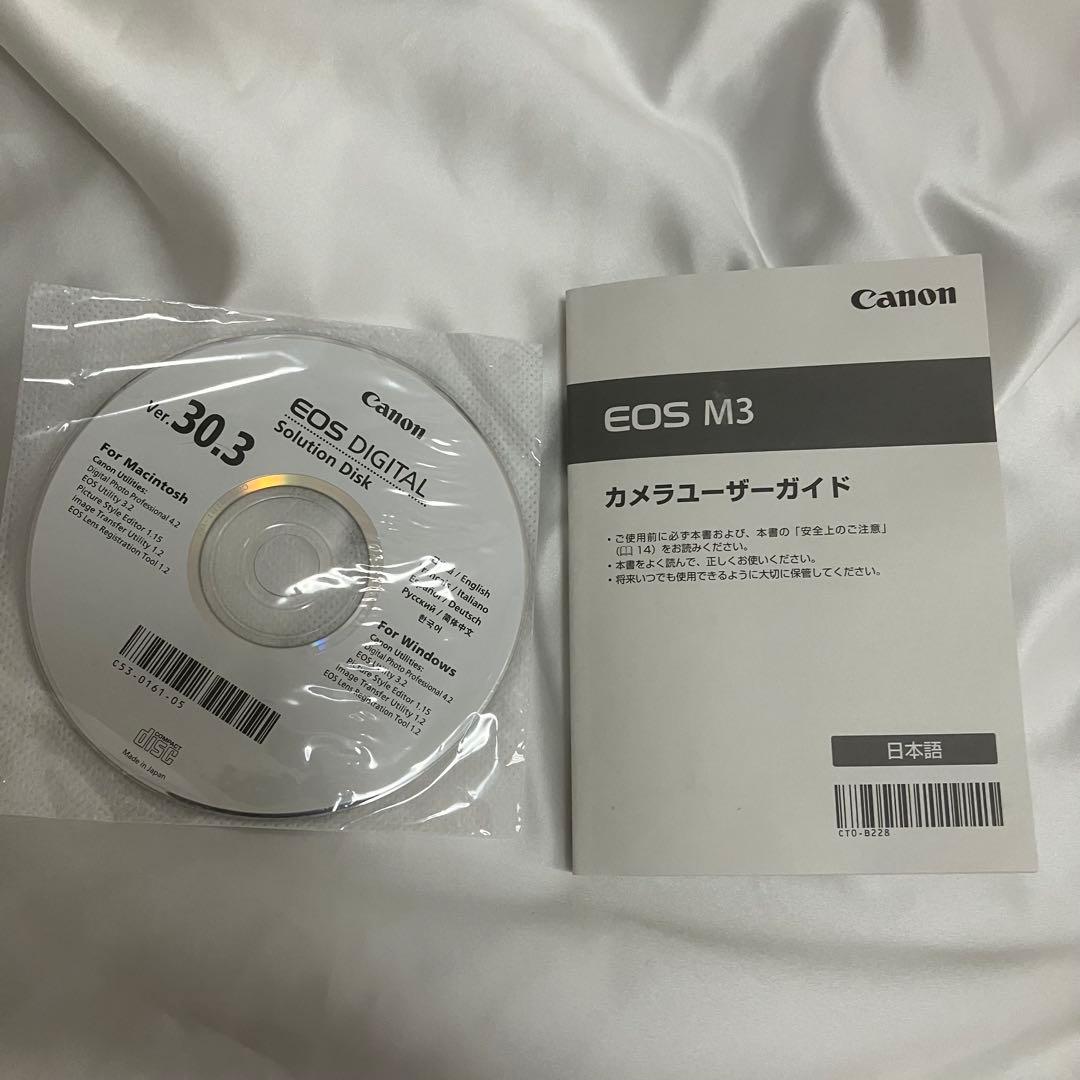 美品 Canon EOS M3 ミラーレス一眼 ダブルレンズキット ホワイト