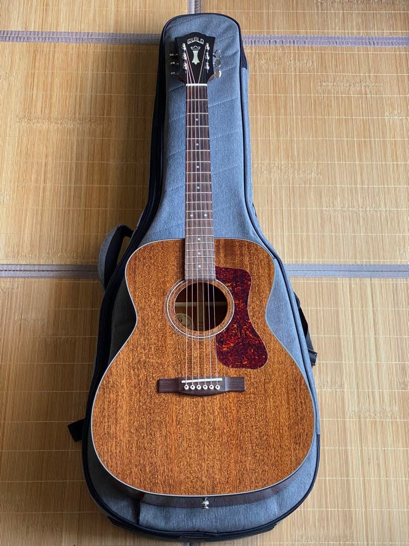 超美品　GUILD ギルドOM-120 アコースティックギター　 マホガニー