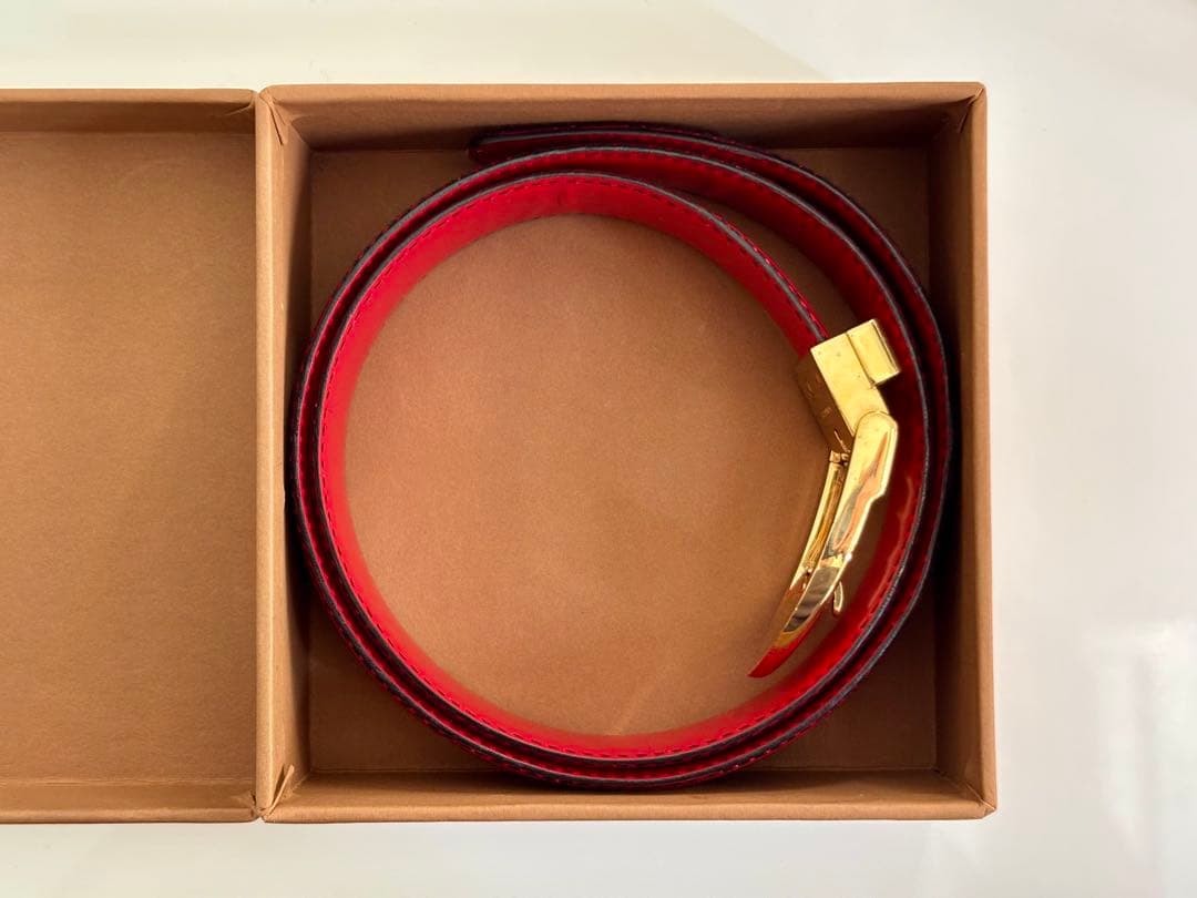 【価格交渉可】ルイヴィトン エピ レザーポシェット サンチュール ティルシット