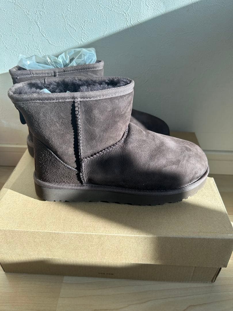 新品23cm UGG CLASSIC MINI ブラウン