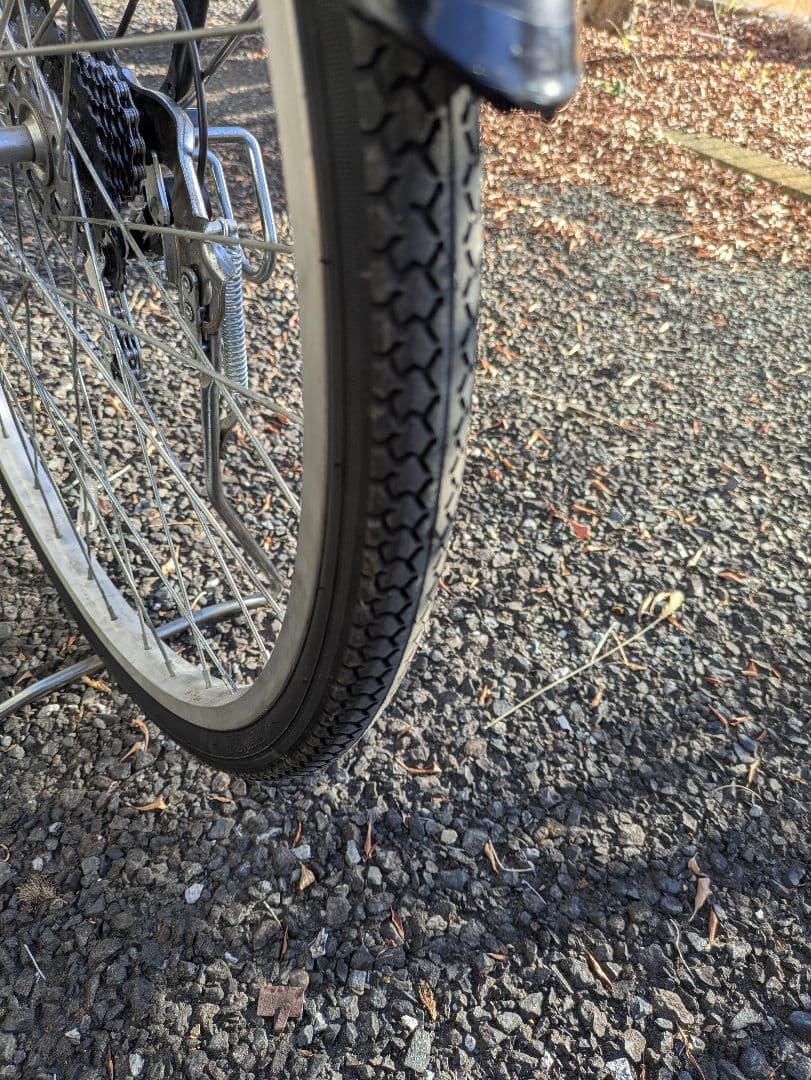 【直接引取限定】電動アシスト自転車　後輪タイヤ、チェーン類新品　バッテリー3つ